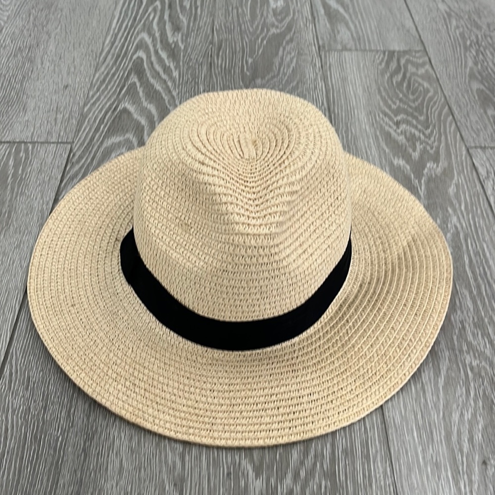 Womens Straw Beach Hat